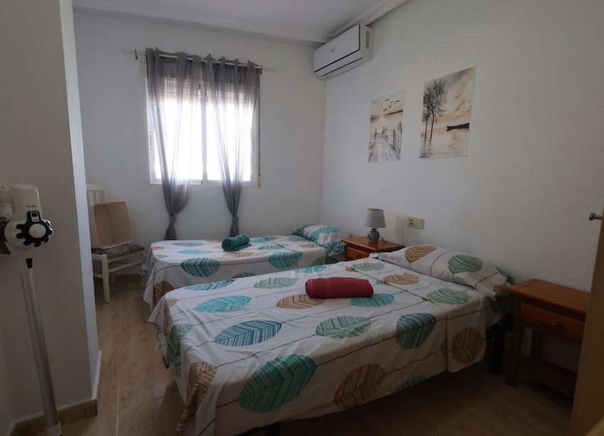 Rynek Wtórny - Apartament / Duplex - Torrevieja - Estacion de autobuses