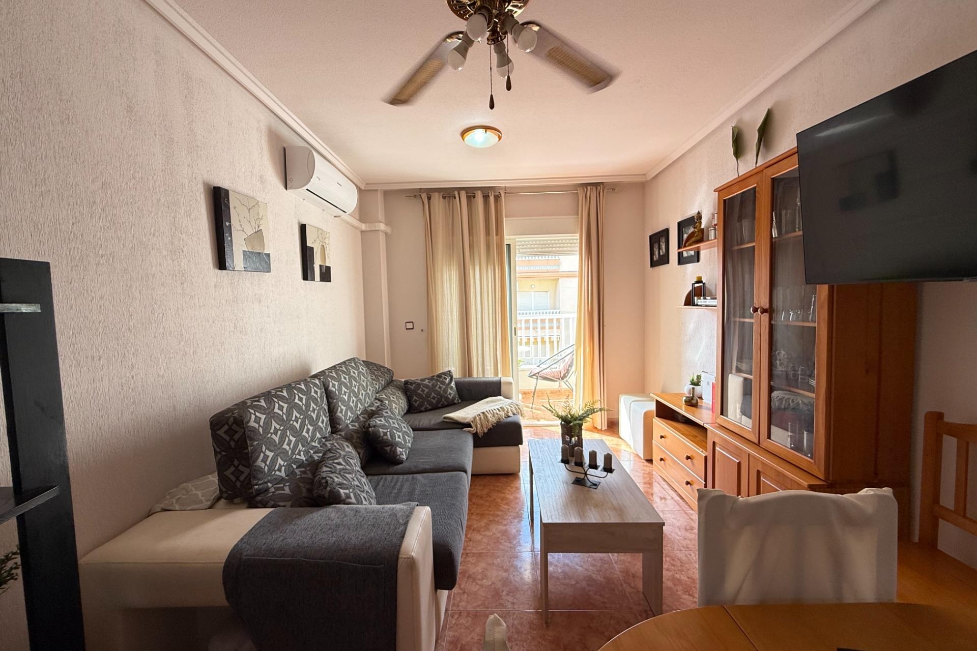 Rynek Wtórny - Apartament / Duplex - Torrevieja - Estacion de autobuses
