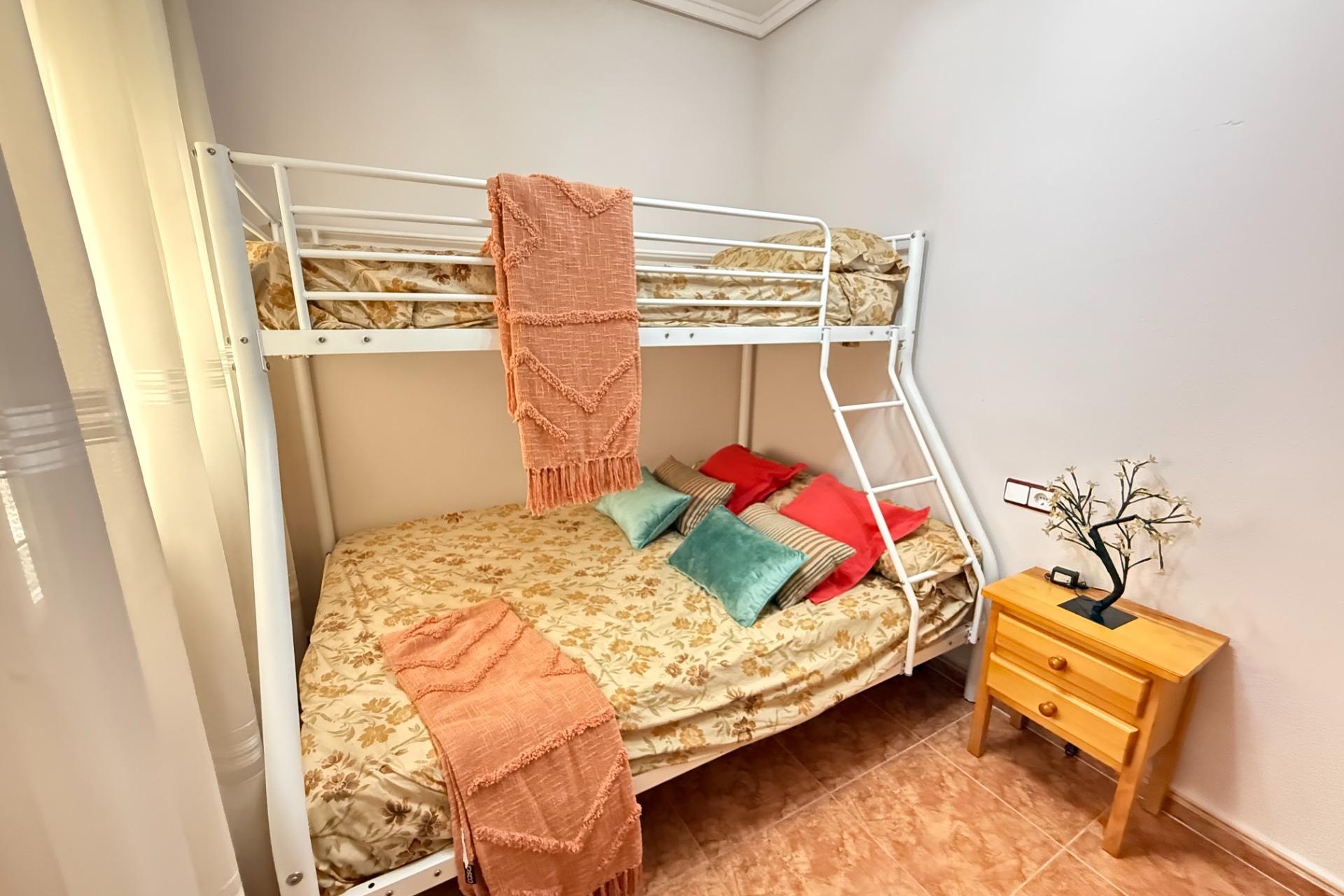 Rynek Wtórny - Apartament / Duplex - Torrevieja - Estacion de autobuses