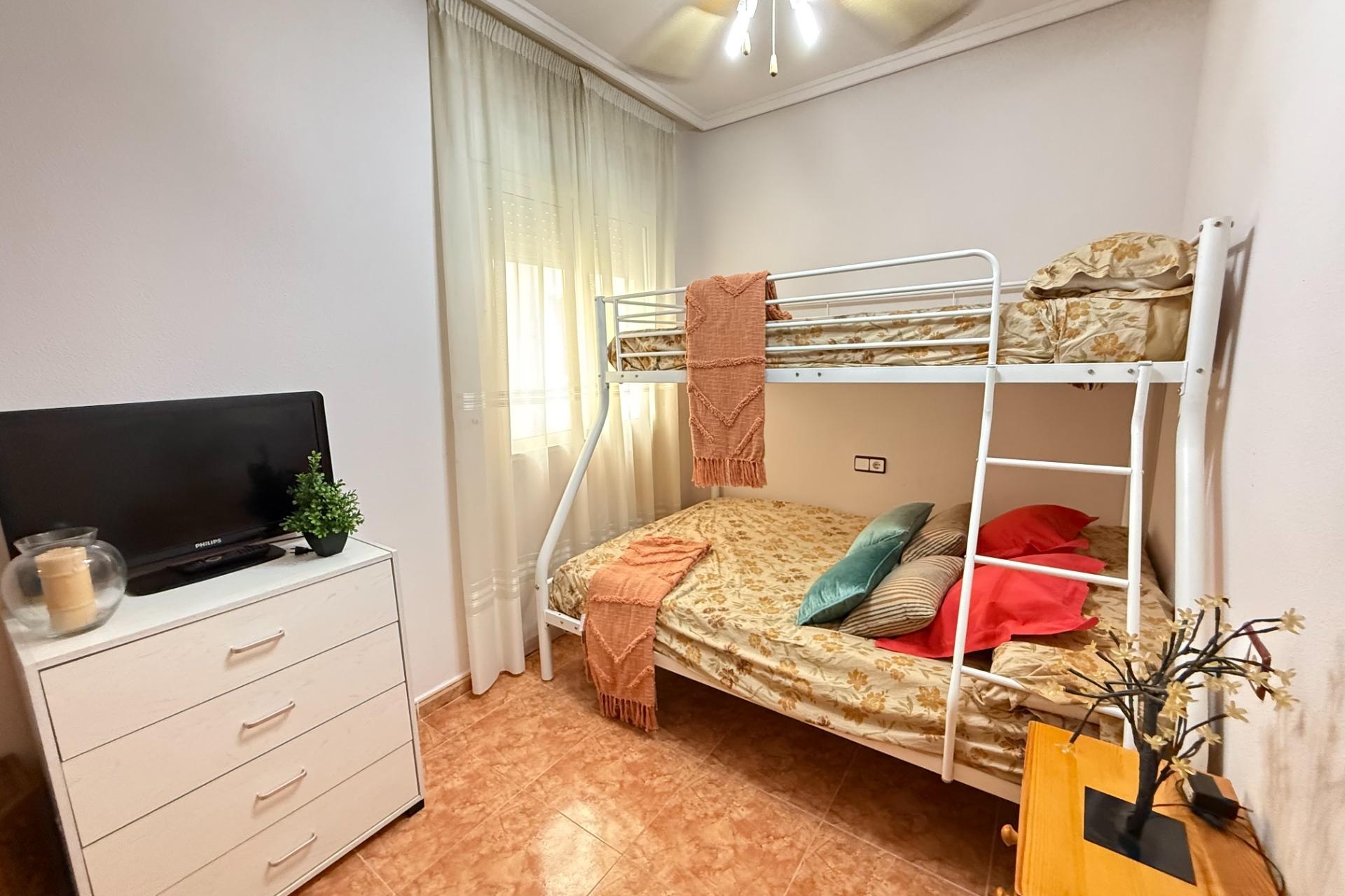 Rynek Wtórny - Apartament / Duplex - Torrevieja - Estacion de autobuses