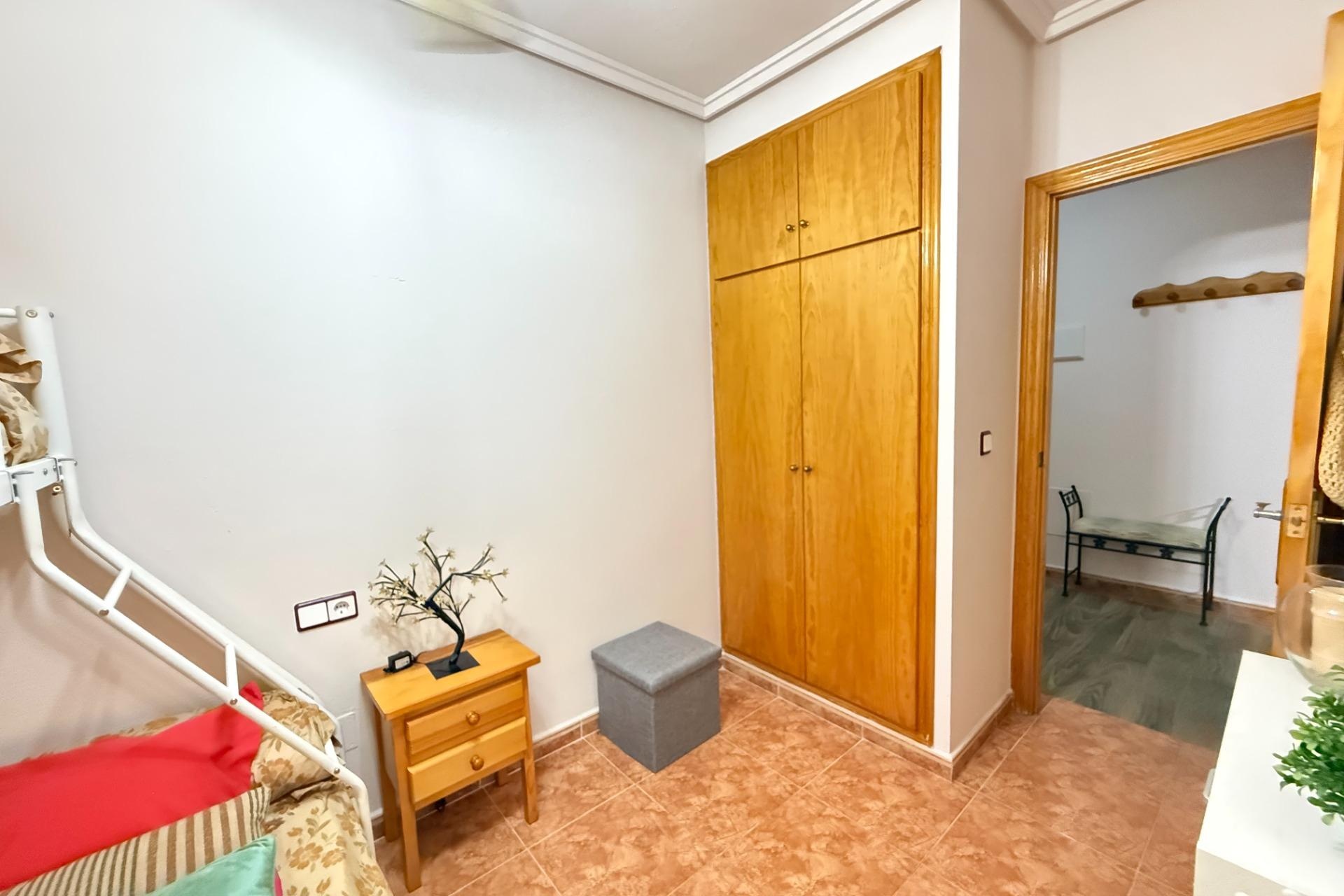 Rynek Wtórny - Apartament / Duplex - Torrevieja - Estacion de autobuses
