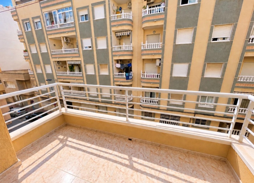 Rynek Wtórny - Apartament / Duplex - Torrevieja - Estacion de autobuses