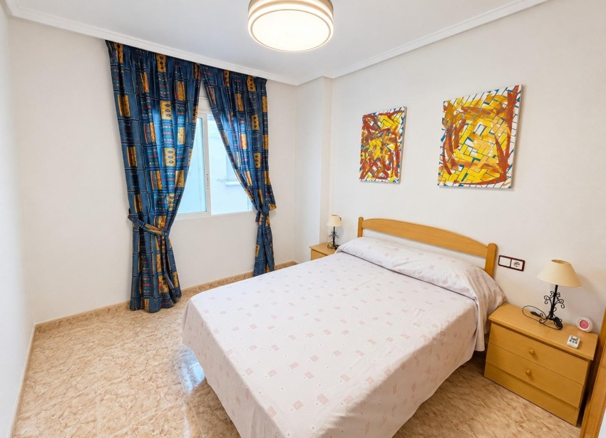 Rynek Wtórny - Apartament / Duplex - Torrevieja - Estacion de autobuses