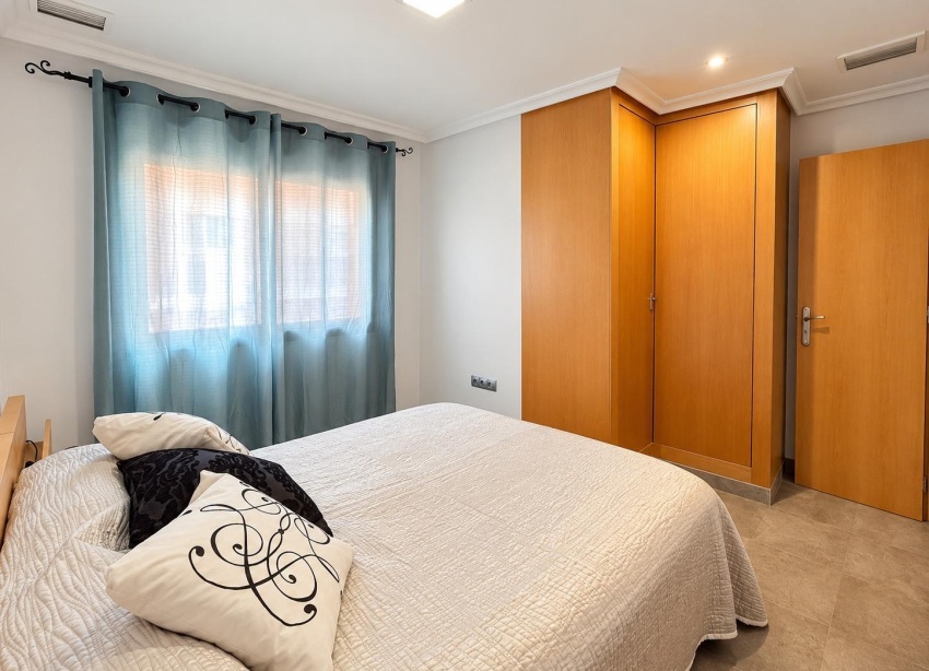 Rynek Wtórny - Apartament / Duplex - Torrevieja - La Mata