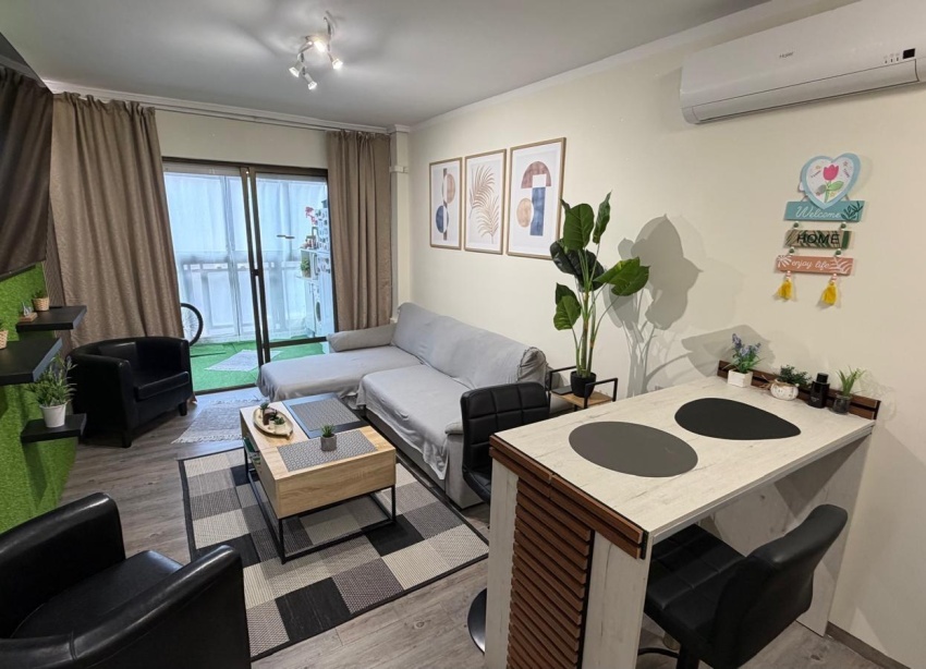 Rynek Wtórny - Apartament / Duplex - Torrevieja - La Siesta