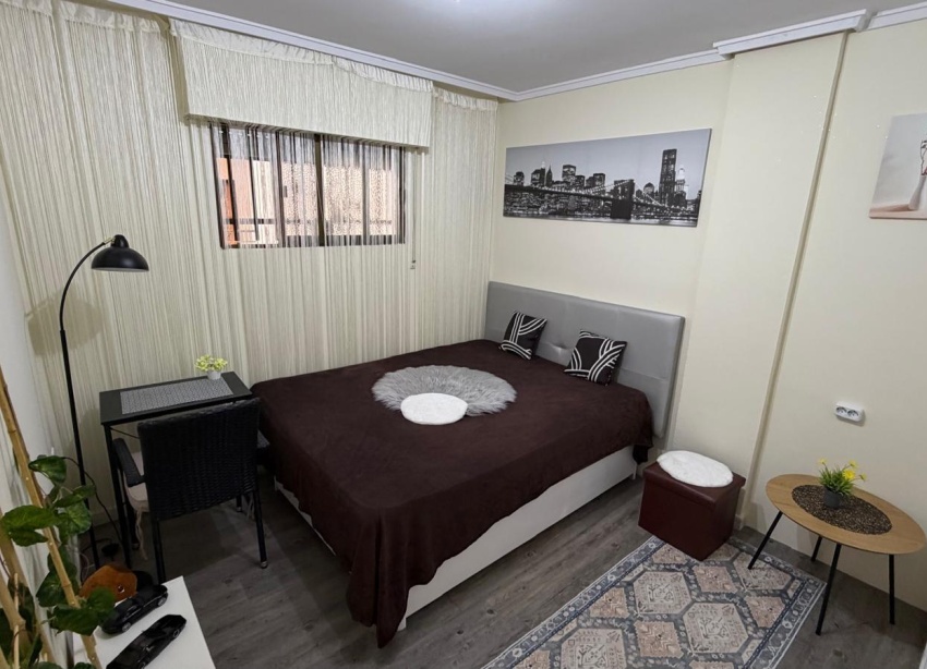 Rynek Wtórny - Apartament / Duplex - Torrevieja - La Siesta