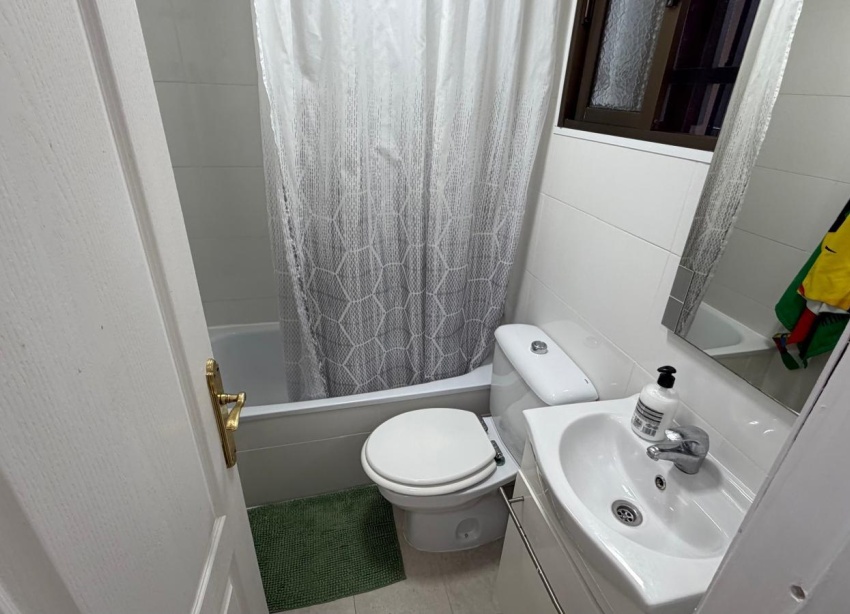 Rynek Wtórny - Apartament / Duplex - Torrevieja - La Siesta
