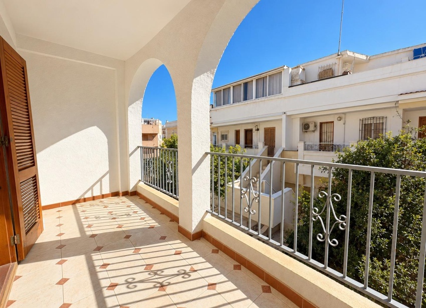 Rynek Wtórny - Apartament / Duplex - Torrevieja - Los Europeos