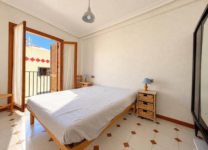 Rynek Wtórny - Apartament / Duplex - Torrevieja - Los Europeos
