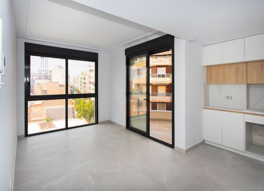 Rynek Wtórny - Apartament / Duplex - Torrevieja - Paseo maritimo