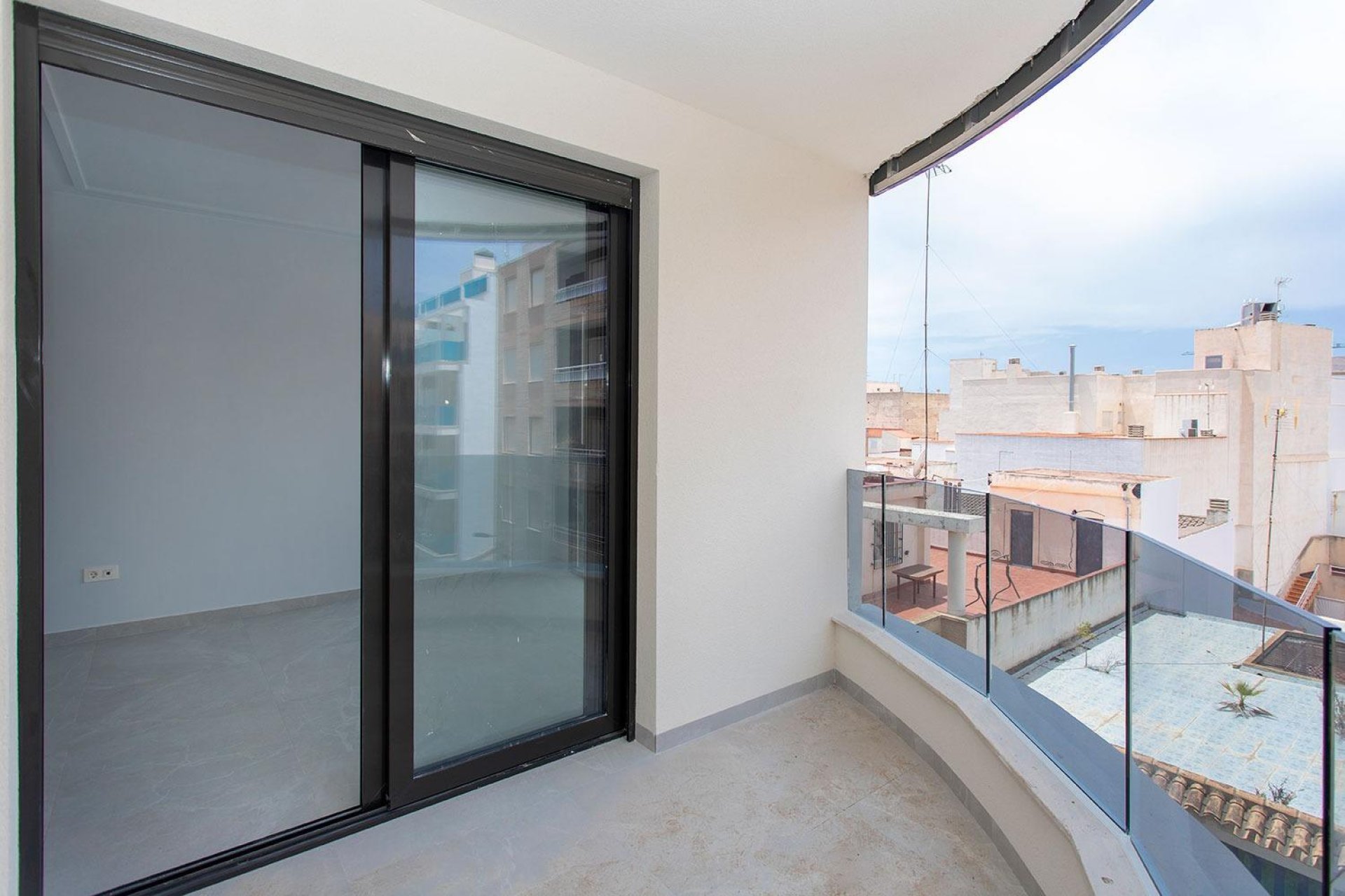 Rynek Wtórny - Apartament / Duplex - Torrevieja - Paseo maritimo