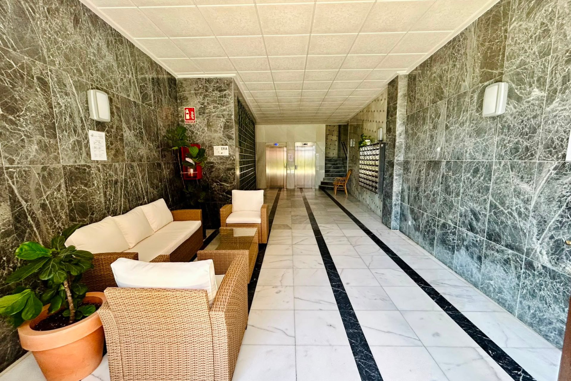 Rynek Wtórny - Apartament / Duplex - Torrevieja - Playa de los Locos