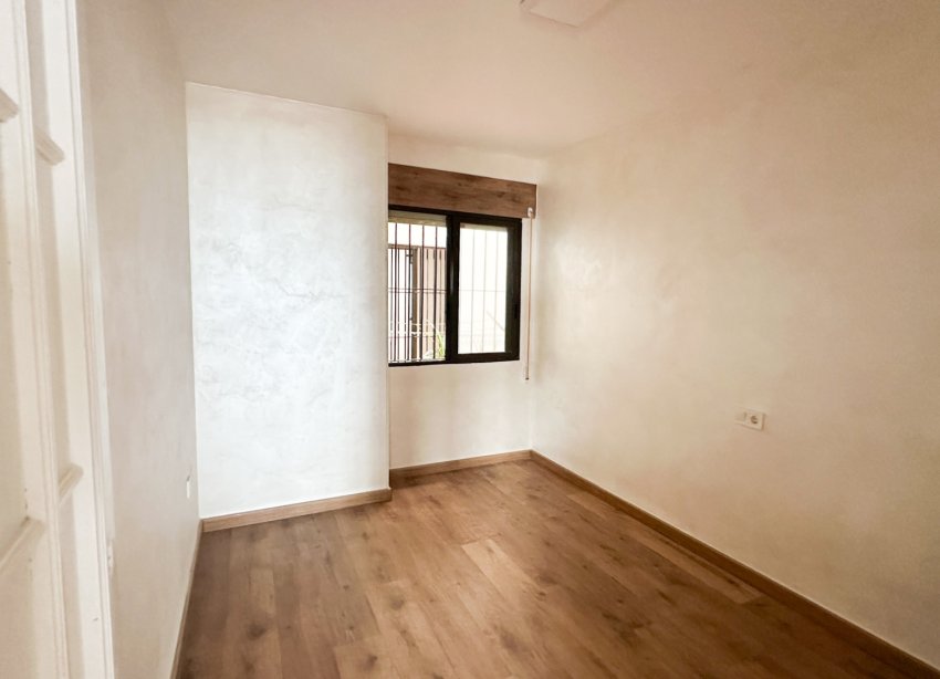 Rynek Wtórny - Apartament / Duplex - Torrevieja - Playa de los Locos