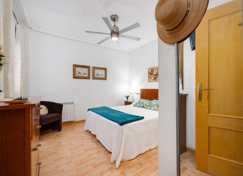 Rynek Wtórny - Apartament / Duplex - Torrevieja - Playa del Acequión