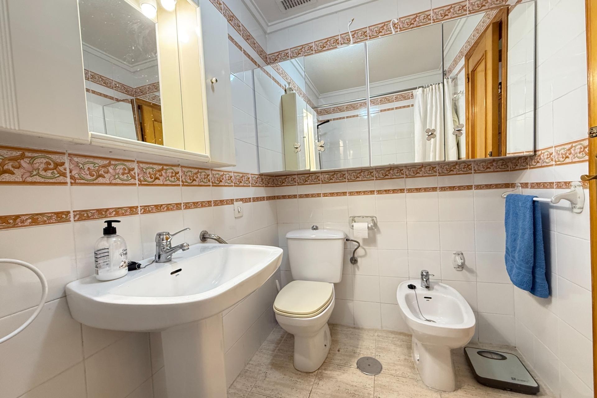 Rynek Wtórny - Apartament / Duplex - Torrevieja - Playa del Cura