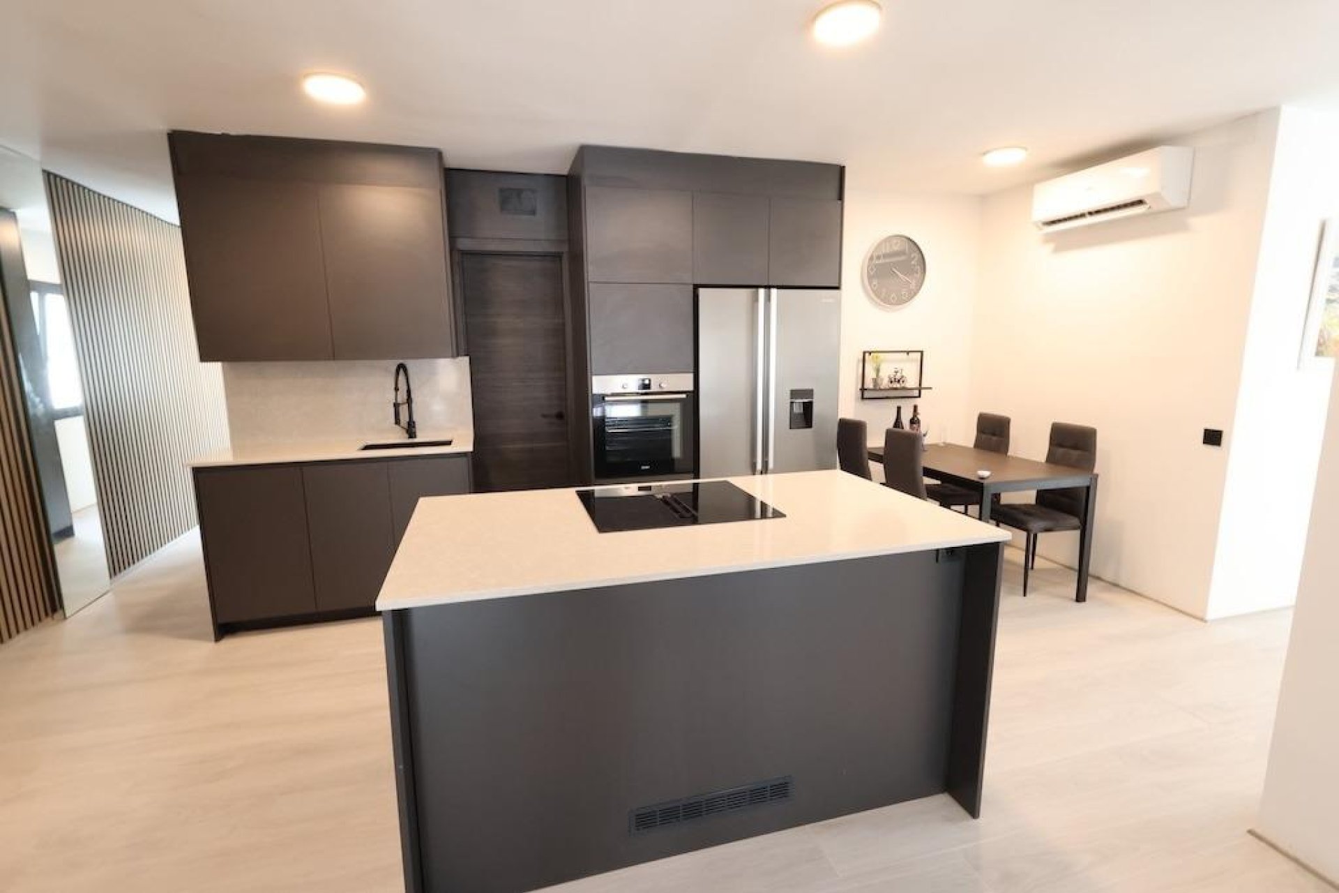 Rynek Wtórny - Apartament / Duplex - Torrevieja