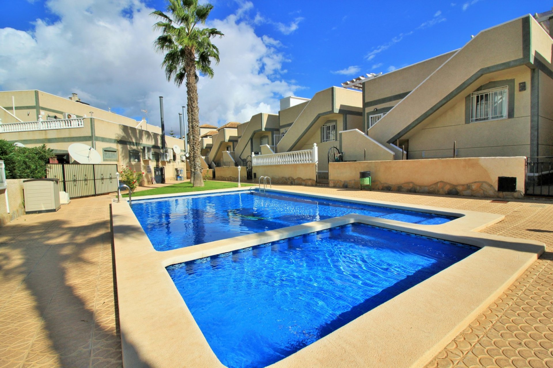 Rynek Wtórny - Apartament - Orihuela Costa - Las Violetas
