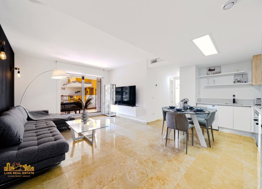 Rynek Wtórny - Apartament - Punta Prima