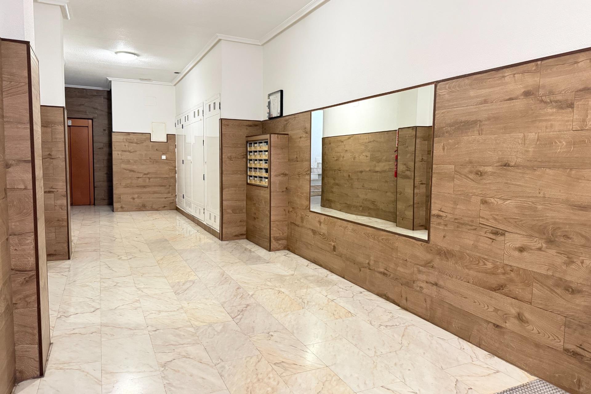 Rynek Wtórny - Apartament - Torrevieja - Centro