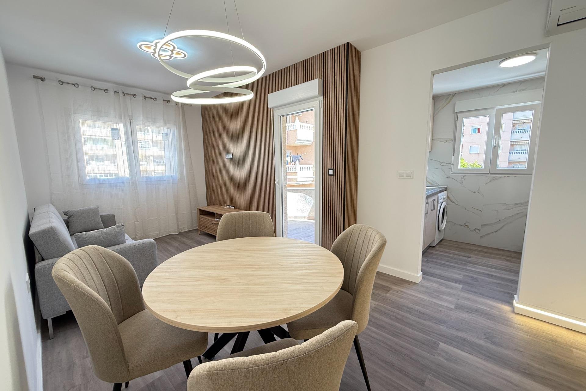 Rynek Wtórny - Apartament - Torrevieja - Centro