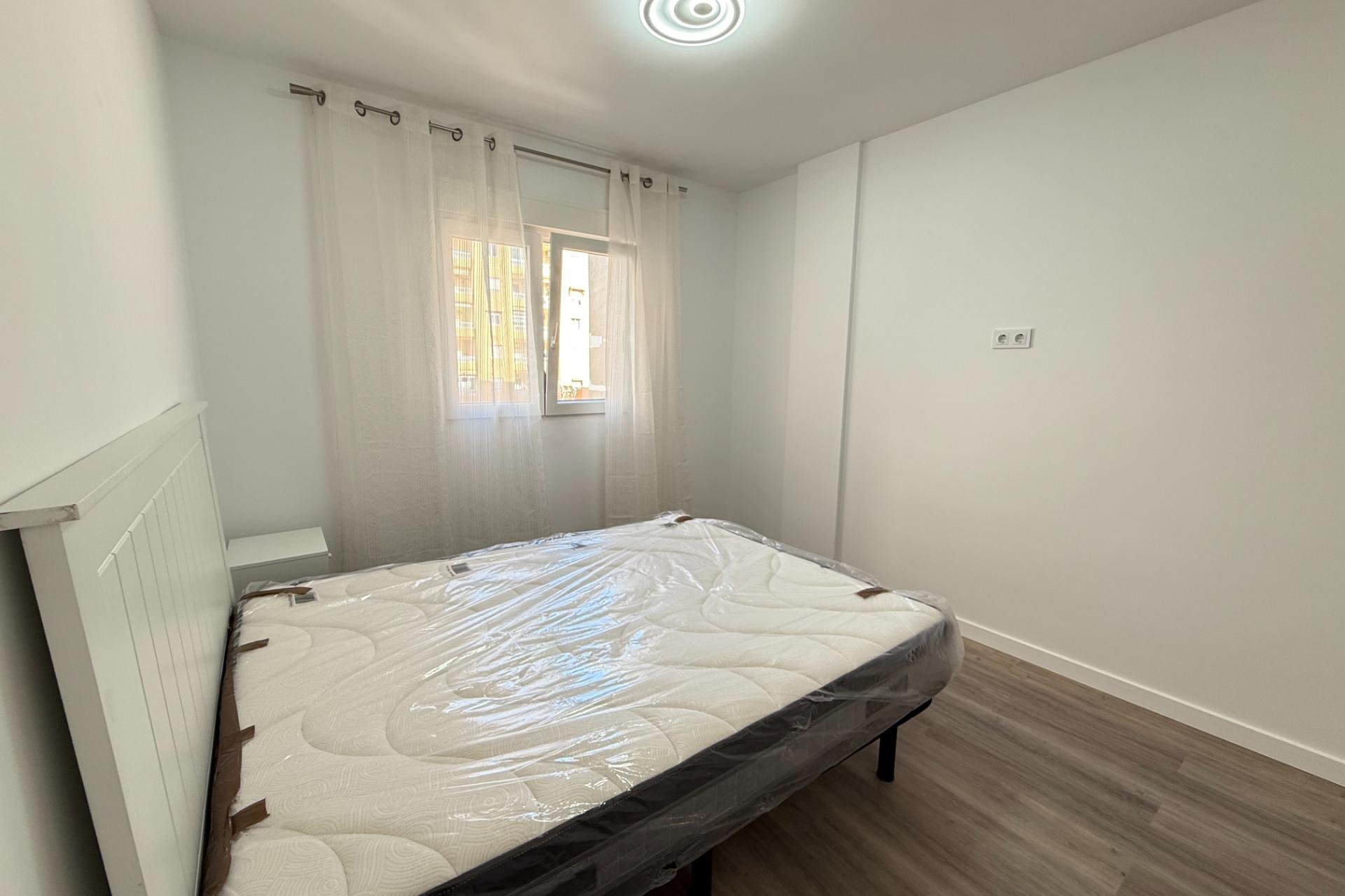 Rynek Wtórny - Apartament - Torrevieja - Centro