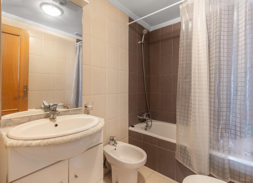 Rynek Wtórny - Apartament - Torrevieja - Centro