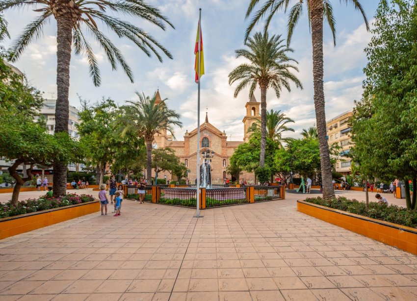 Rynek Wtórny - Apartament - Torrevieja - Estacion de autobuses