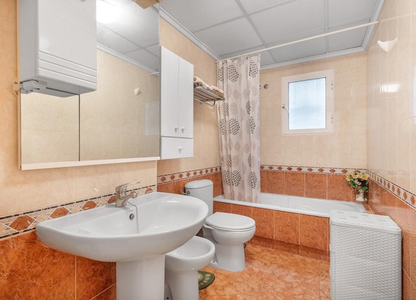 Rynek Wtórny - Apartament - Torrevieja - Estacion de autobuses