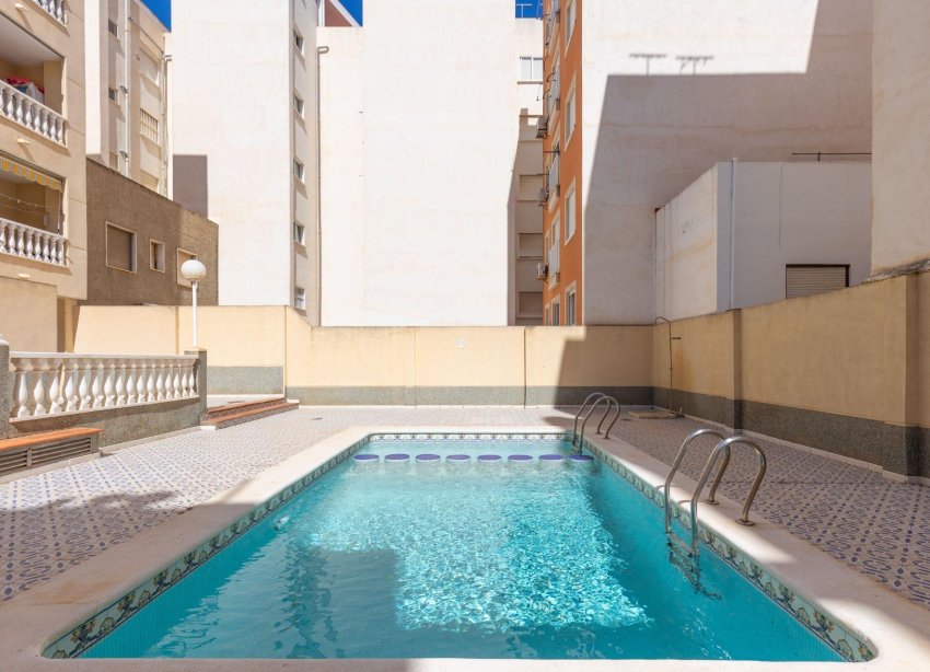 Rynek Wtórny - Apartament - Torrevieja - Estacion de autobuses