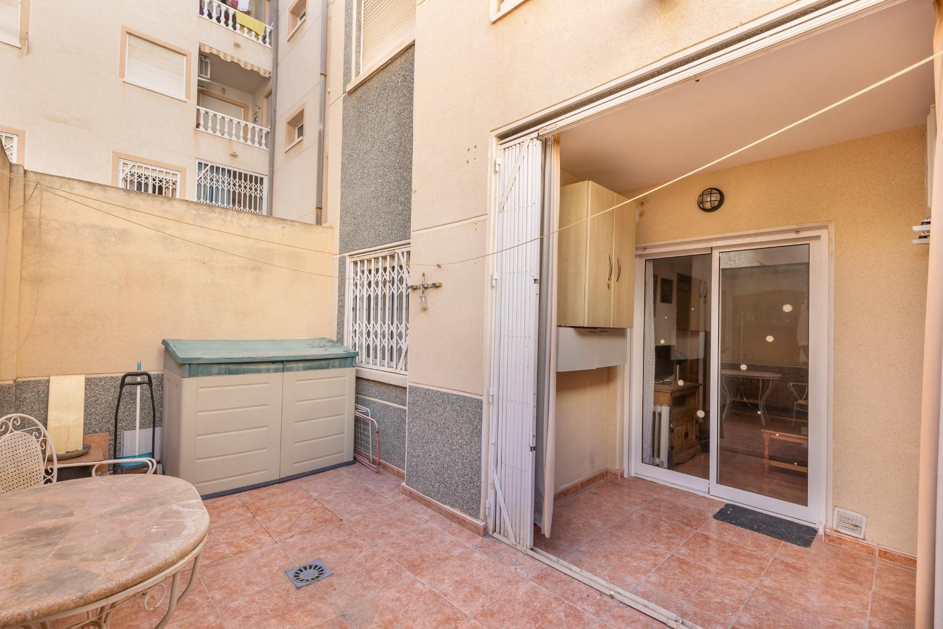 Rynek Wtórny - Apartament - Torrevieja - Estacion de autobuses