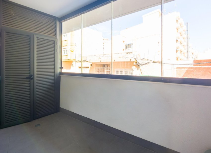 Rynek Wtórny - Apartament - Torrevieja - Estacion de autobuses