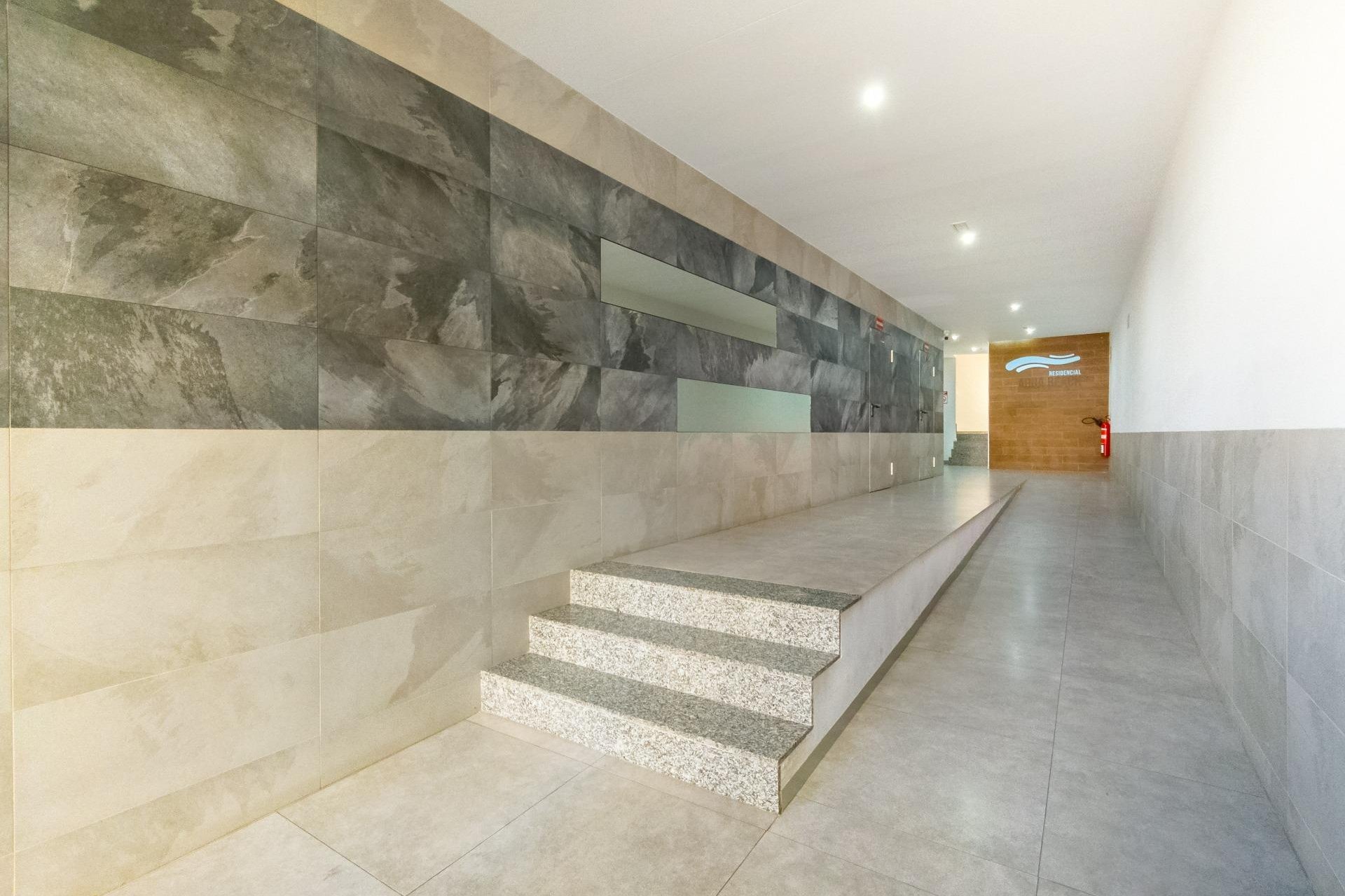 Rynek Wtórny - Apartament - Torrevieja - Estacion de autobuses