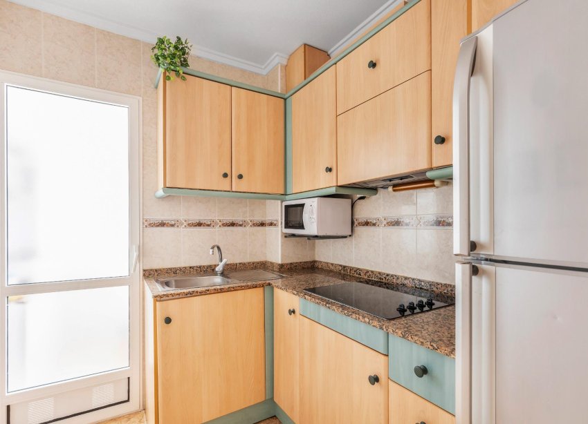 Rynek Wtórny - Apartament - Torrevieja - Estacion de autobuses