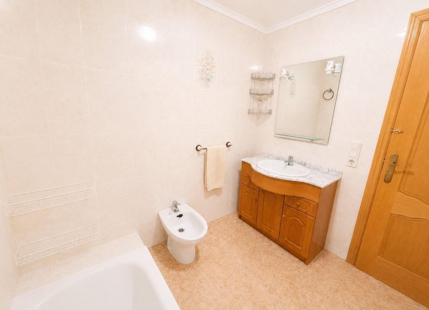 Rynek Wtórny - Apartament - Torrevieja - Estacion de autobuses