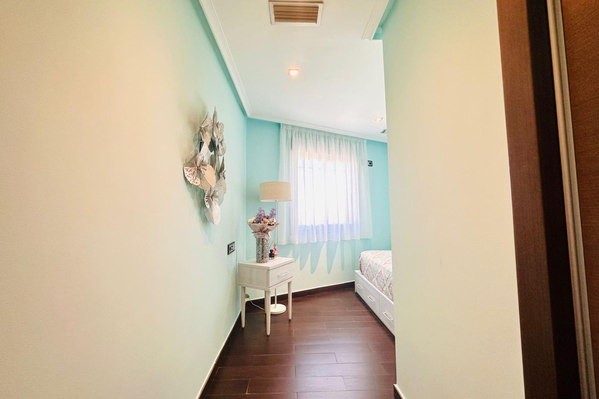 Rynek Wtórny - Apartament - Torrevieja - Estacion de autobuses