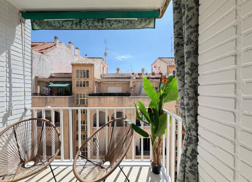 Rynek Wtórny - Apartament - Torrevieja - Estacion de autobuses