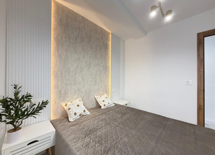Rynek Wtórny - Apartament - Torrevieja - Estacion de autobuses