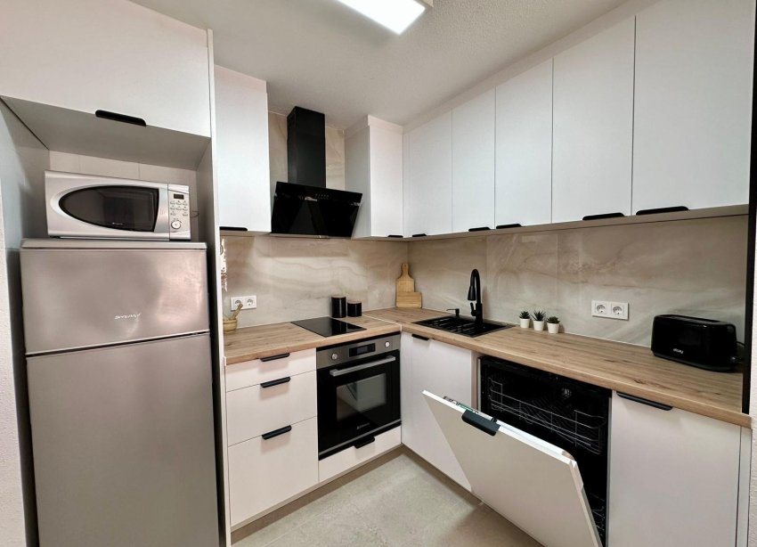 Rynek Wtórny - Apartament - Torrevieja - Estacion de autobuses