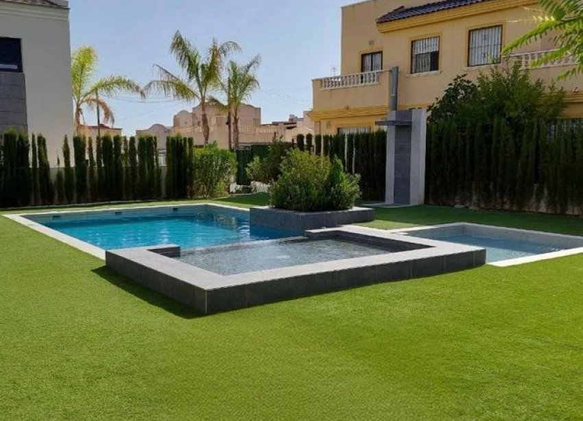 Rynek Wtórny - Apartament - Torrevieja - Los Balcones