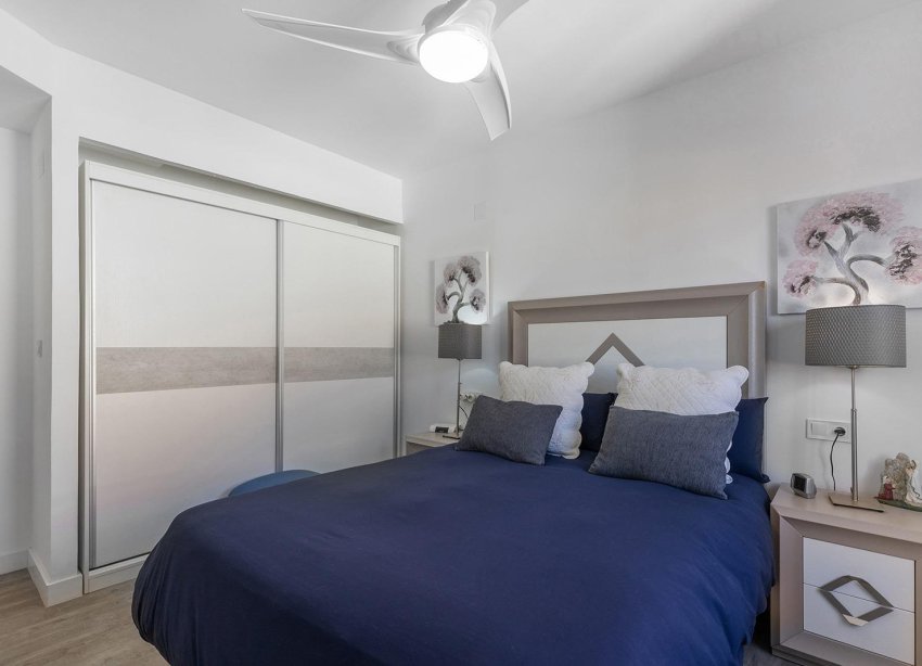 Rynek Wtórny - Apartament - Torrevieja - Los Europeos