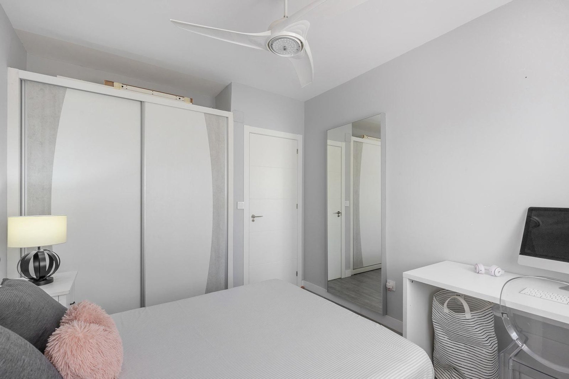 Rynek Wtórny - Apartament - Torrevieja - Los Europeos