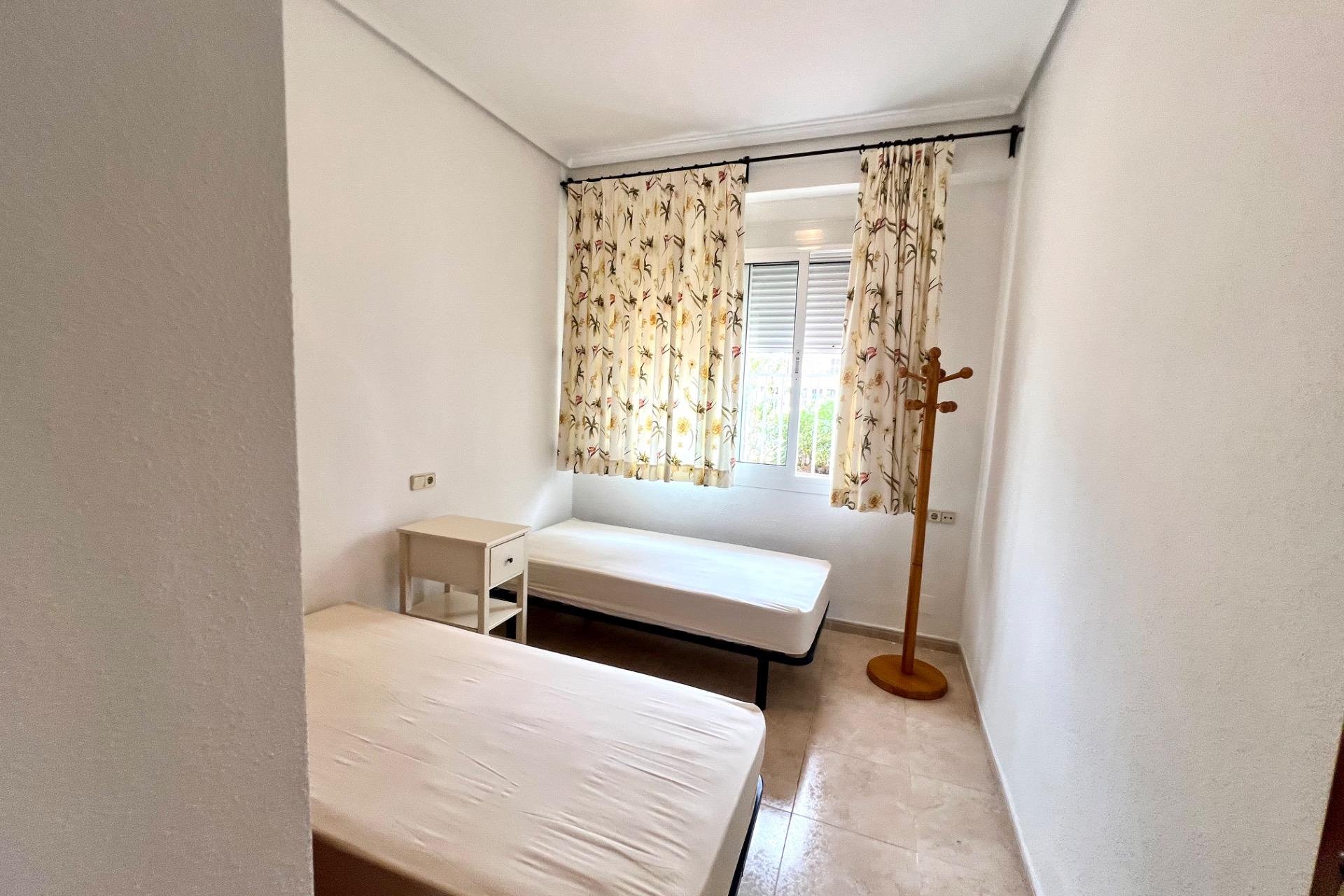 Rynek Wtórny - Apartament - Torrevieja - Playa de los Naufragos