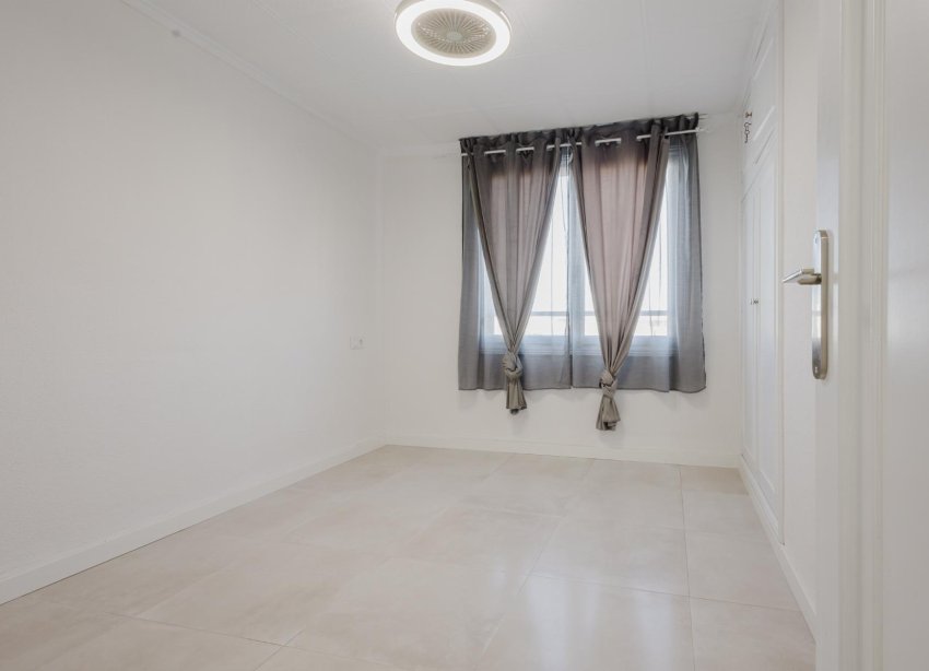 Rynek Wtórny - Apartament - Torrevieja - Playa del Acequión