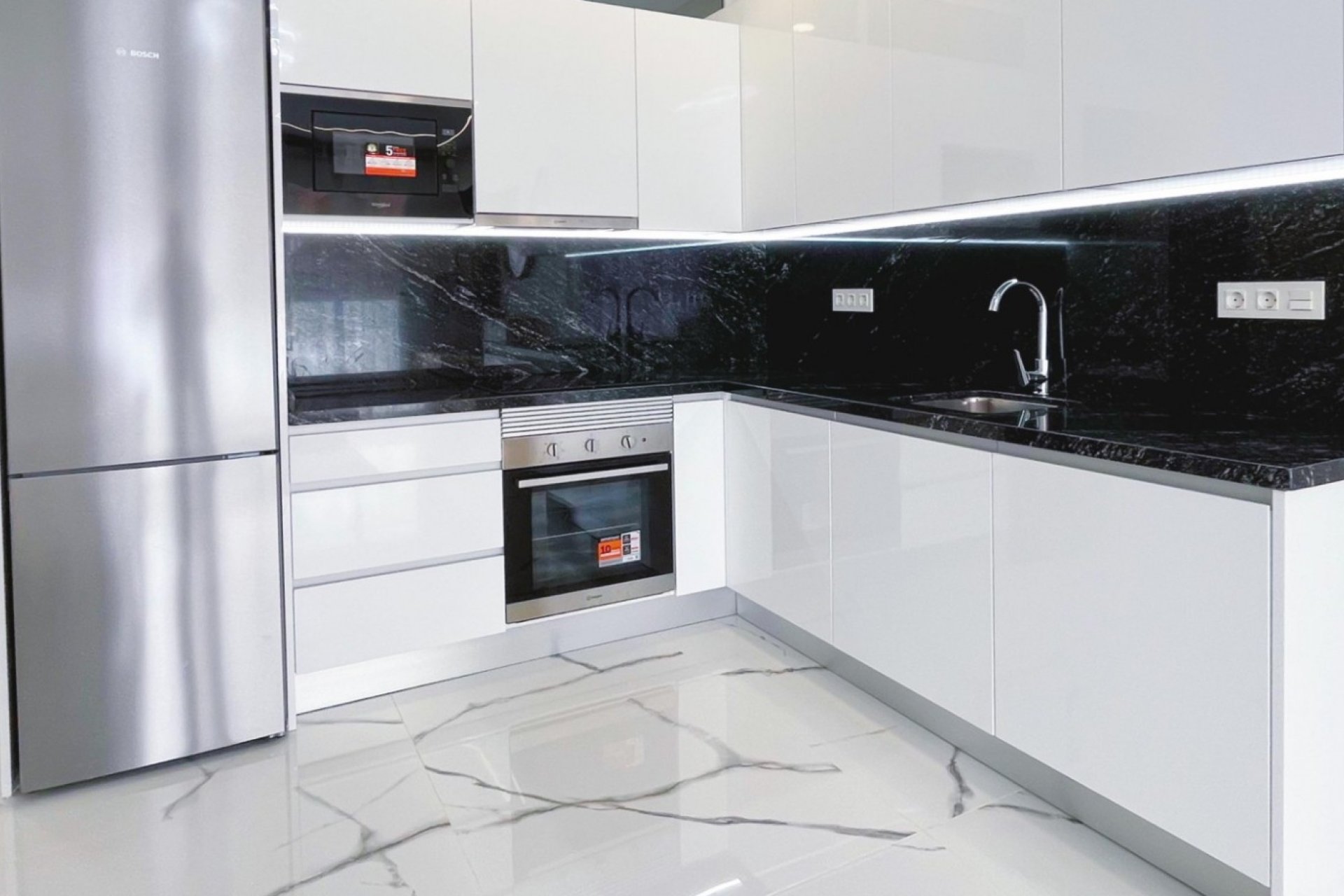 Rynek Wtórny - Apartament - Torrevieja - Playa del Cura