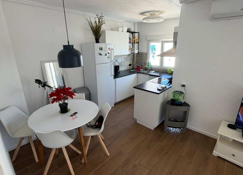 Rynek Wtórny - Apartament - Torrevieja - Punta prima