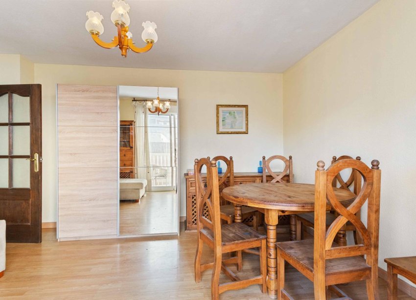 Rynek Wtórny - Apartment - Torrevieja - Acequion