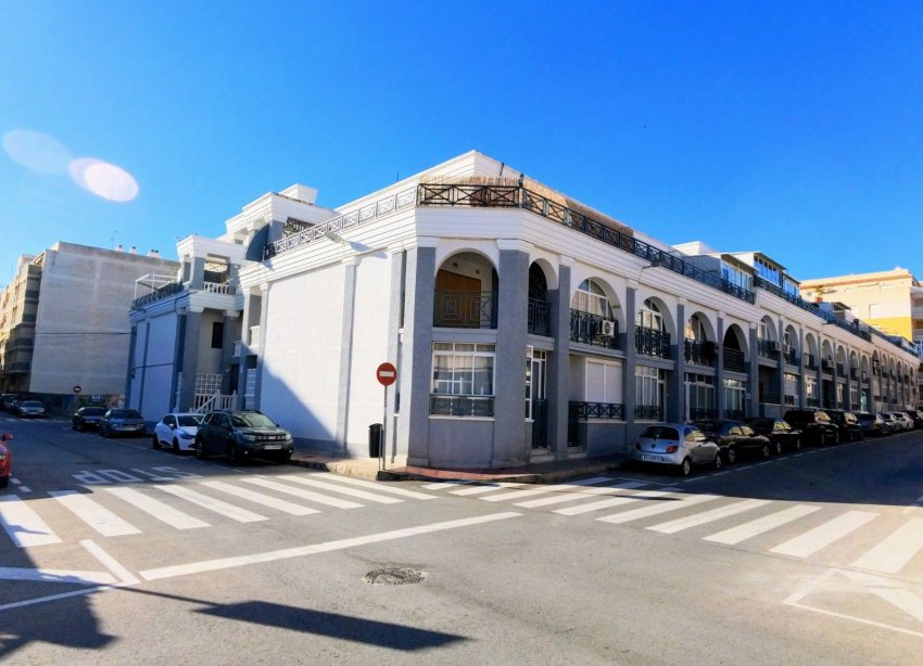 Rynek Wtórny - Apartment - Torrevieja - Estacion de autobuses