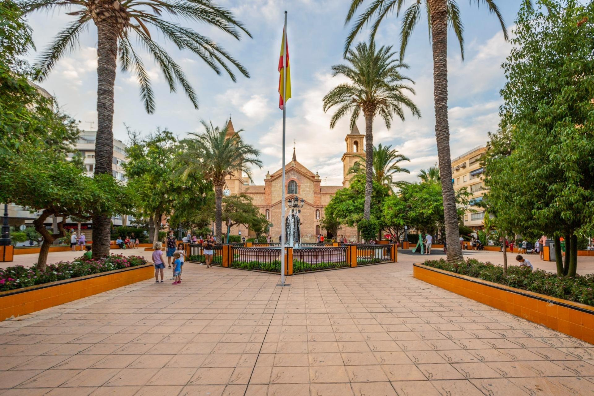 Rynek Wtórny - Apartment - Torrevieja - Estacion de autobuses