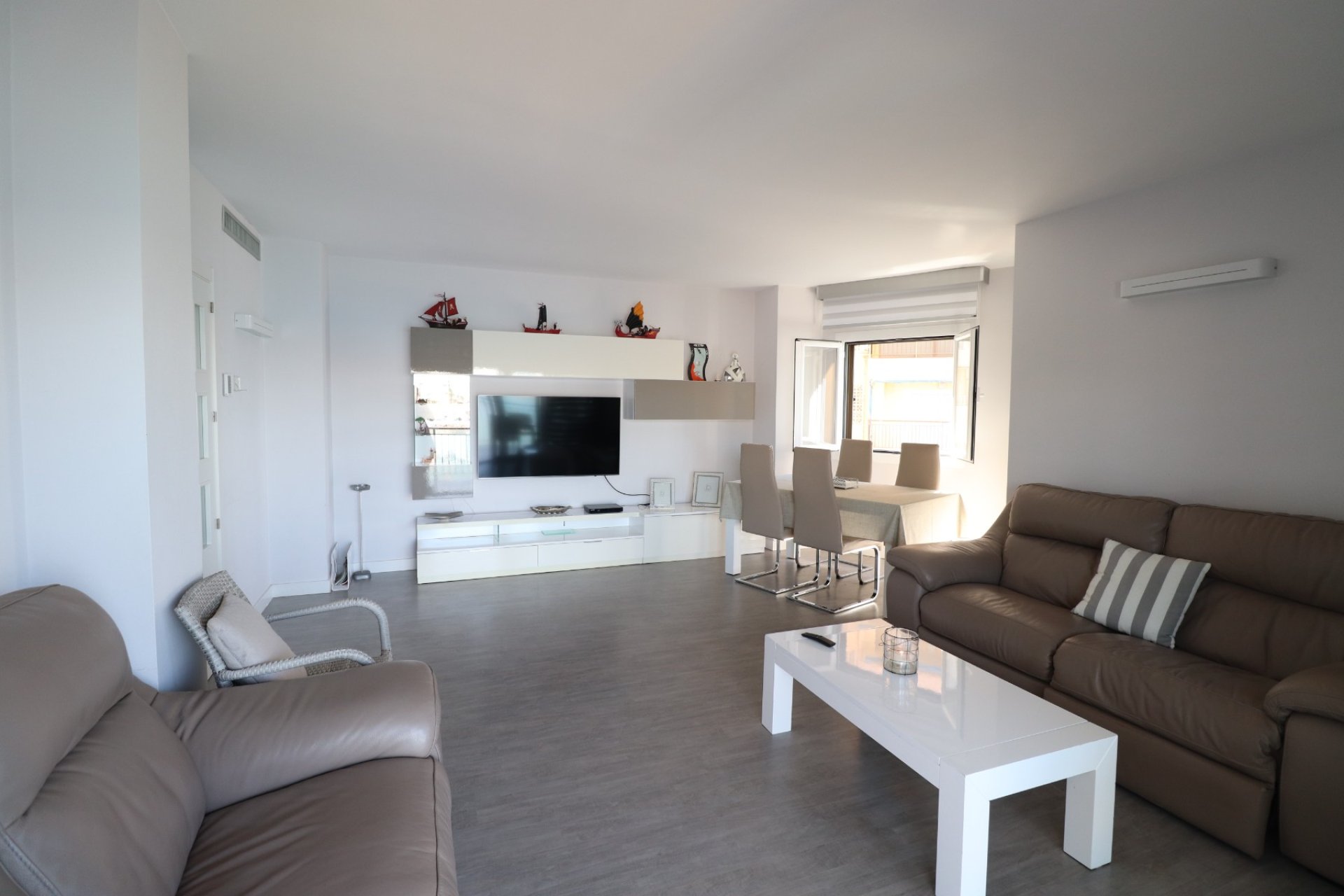 Rynek Wtórny - Apartment - Torrevieja - Playa del Cura