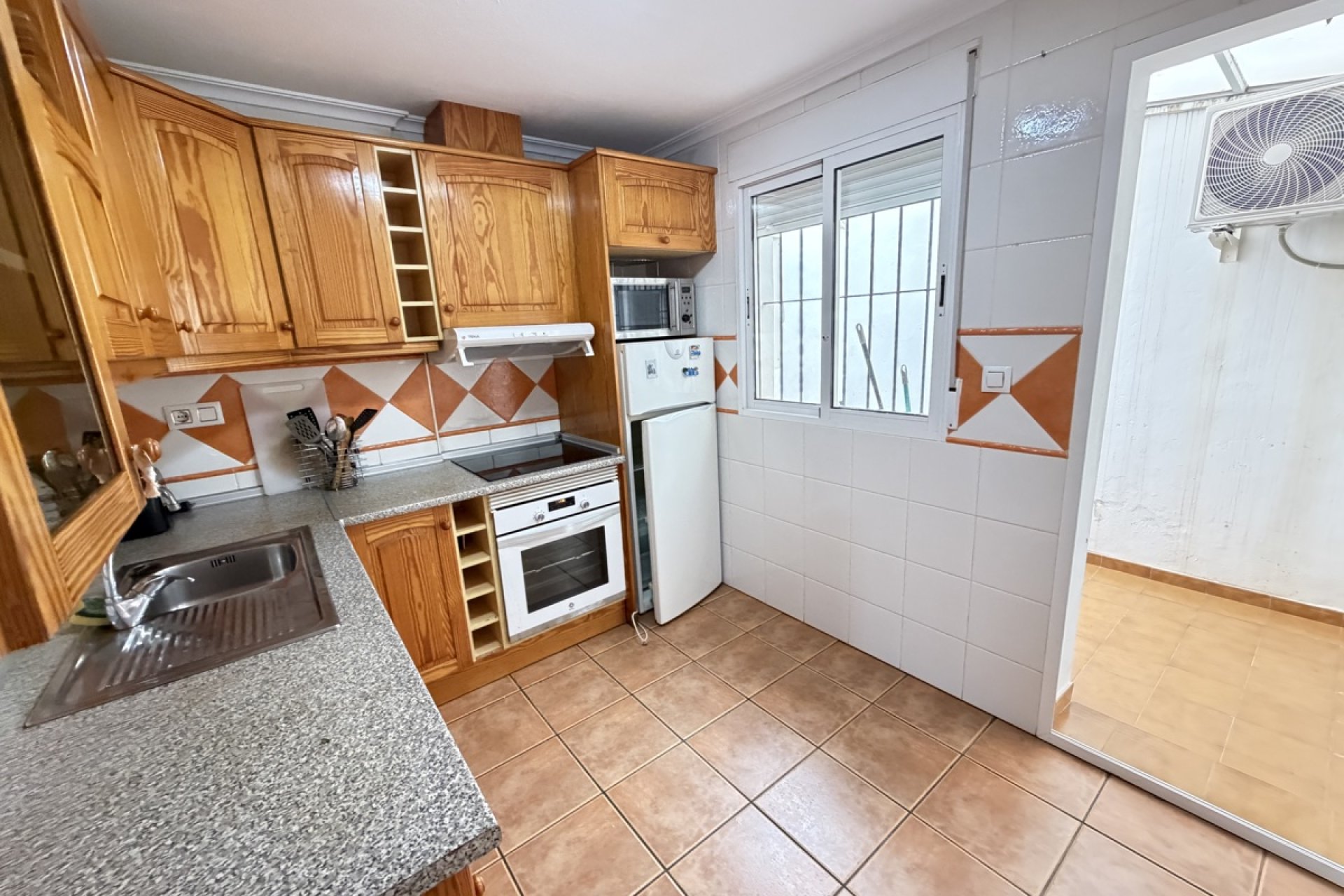 Rynek Wtórny - Bungalow / Domek parterowy - Orihuela Costa - Cabo Roig